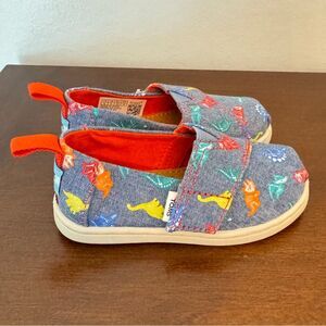 TOMS Toddler Dinosaur Slip On Alpargatas - Size 6